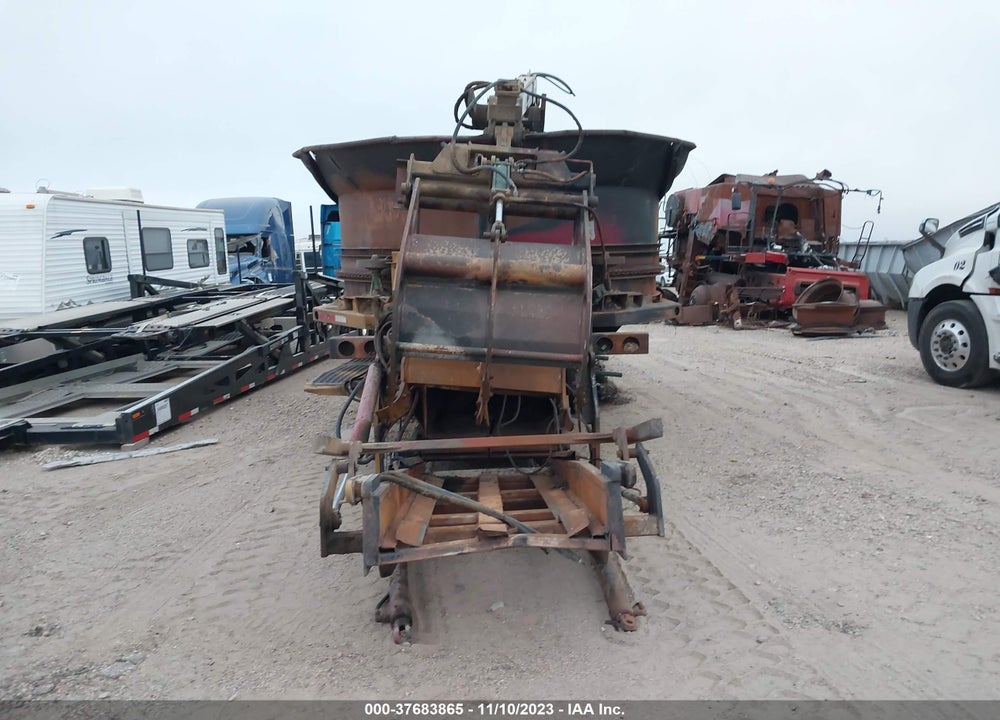 1995 PETERBILT 377 VIN: 1XPCDB9X1SD376097