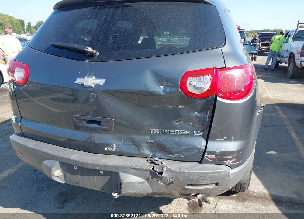 2011 CHEVROLET TRAVERSE LS VIN: 1GNKRFED6BJ308758