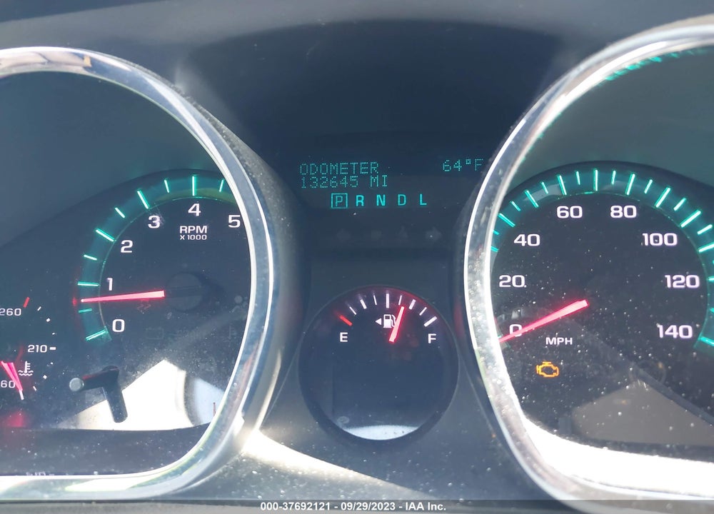 2011 CHEVROLET TRAVERSE LS VIN: 1GNKRFED6BJ308758