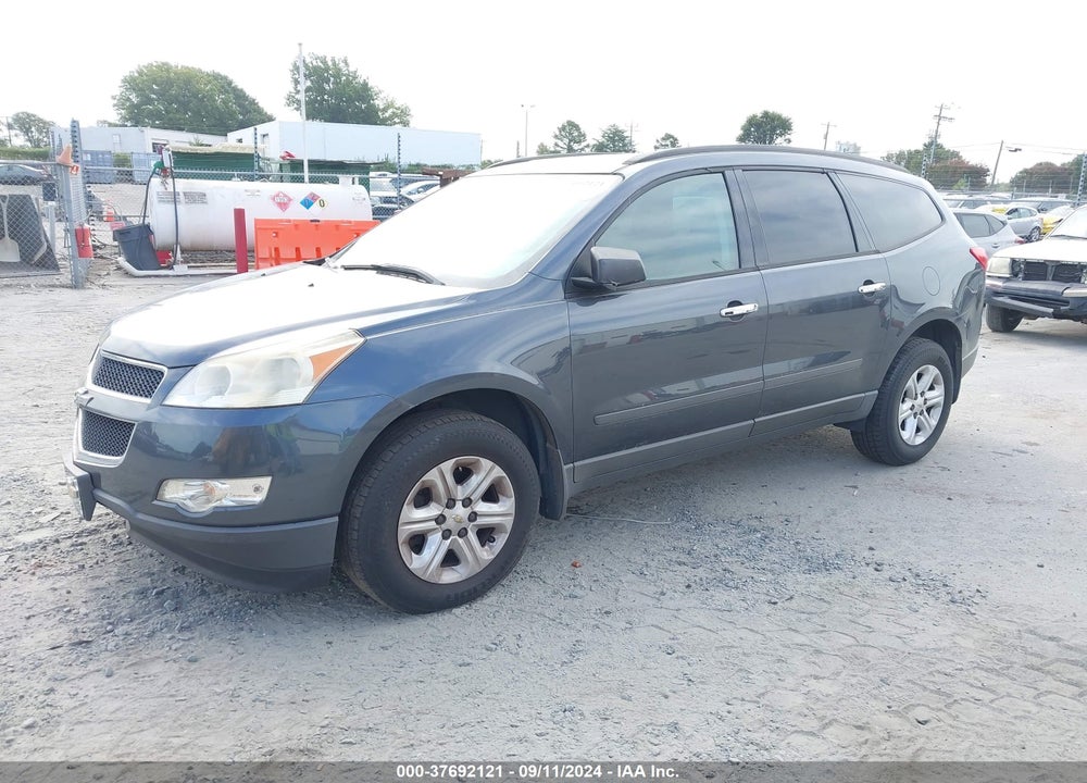 2011 CHEVROLET TRAVERSE LS VIN: 1GNKRFED6BJ308758