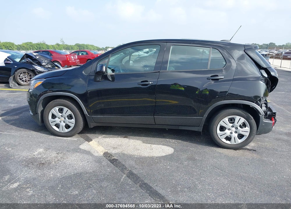 2018 CHEVROLET TRAX LS VIN: 3GNCJKSB1JL310142