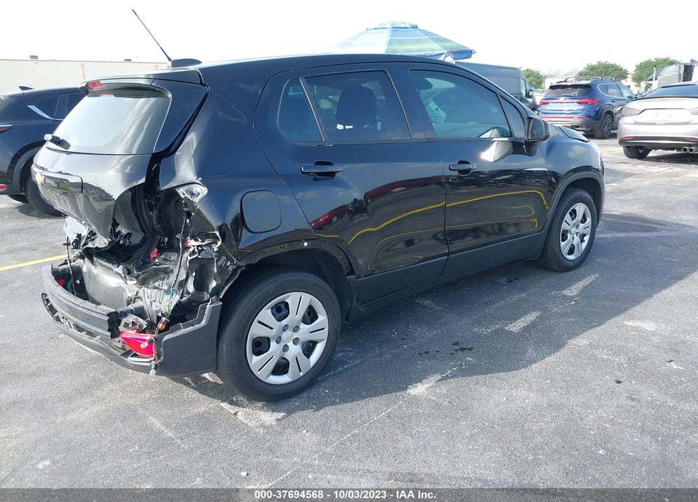 2018 CHEVROLET TRAX LS VIN: 3GNCJKSB1JL310142
