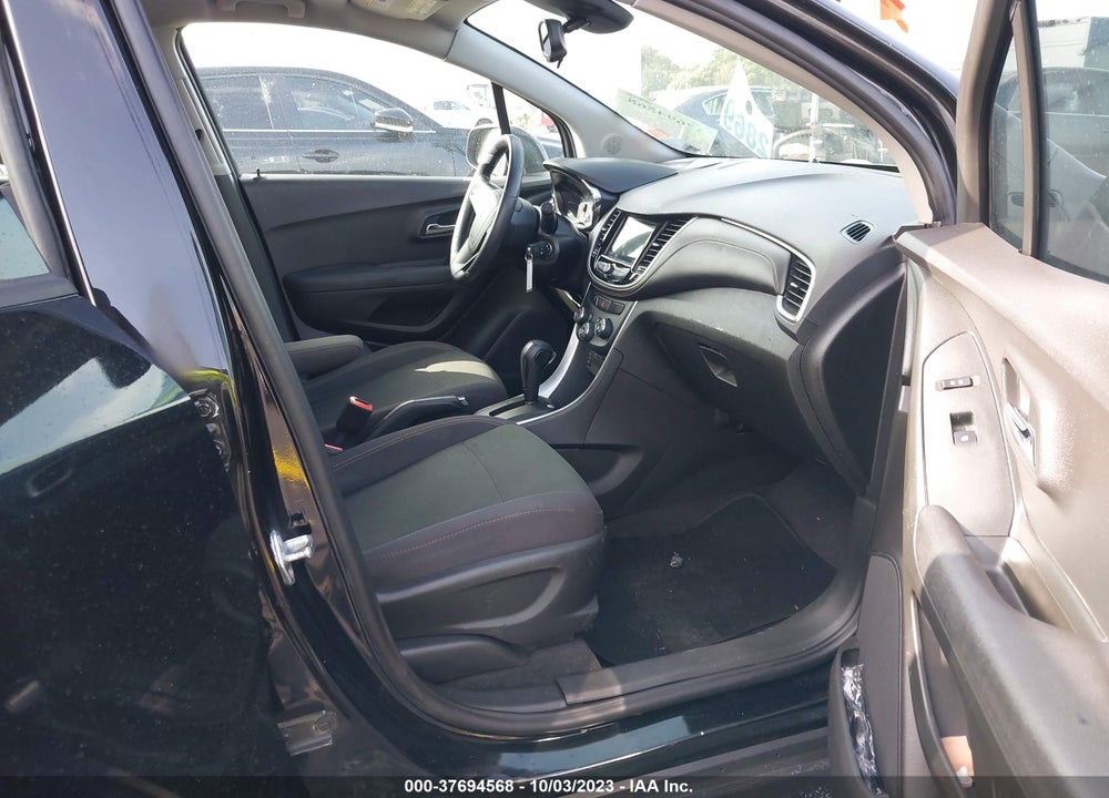 2018 CHEVROLET TRAX LS VIN: 3GNCJKSB1JL310142