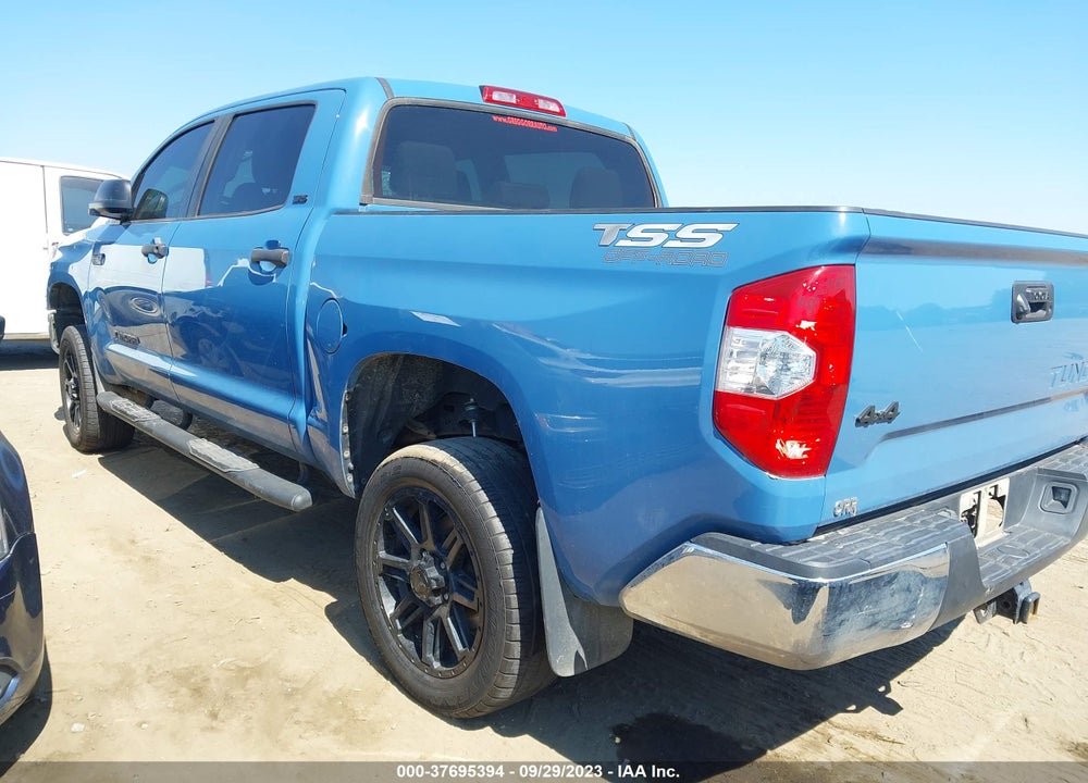 2019 TOYOTA TUNDRA SR5 5.7L V8 VIN: 5TFDW5F12KX811127