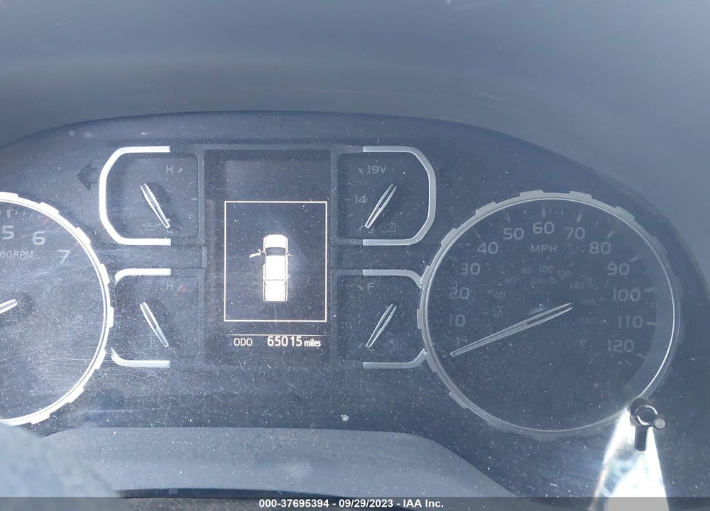 2019 TOYOTA TUNDRA SR5 5.7L V8 VIN: 5TFDW5F12KX811127