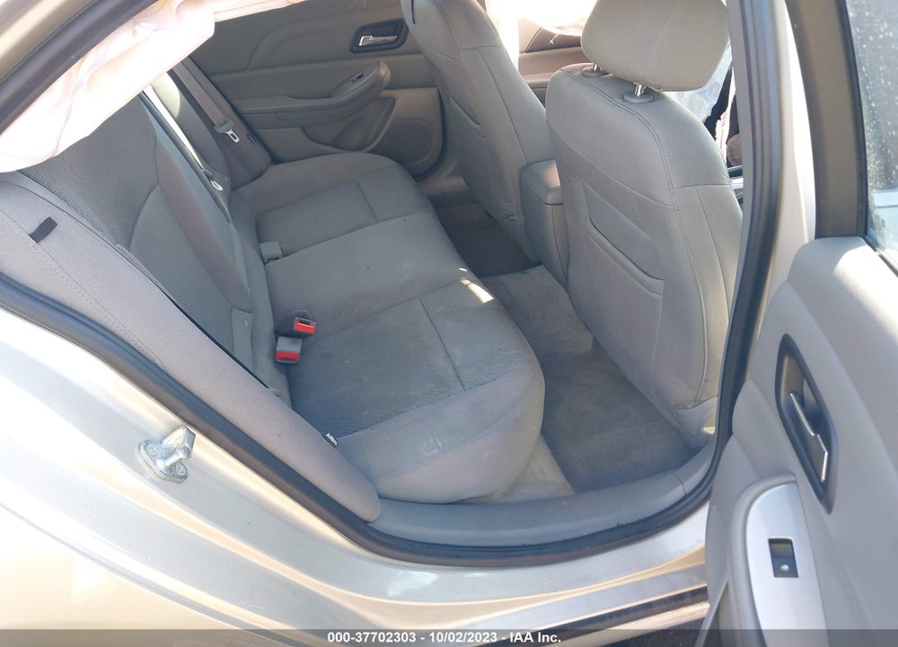 2015 CHEVROLET MALIBU LS VIN: 1G11B5SL4FF211980