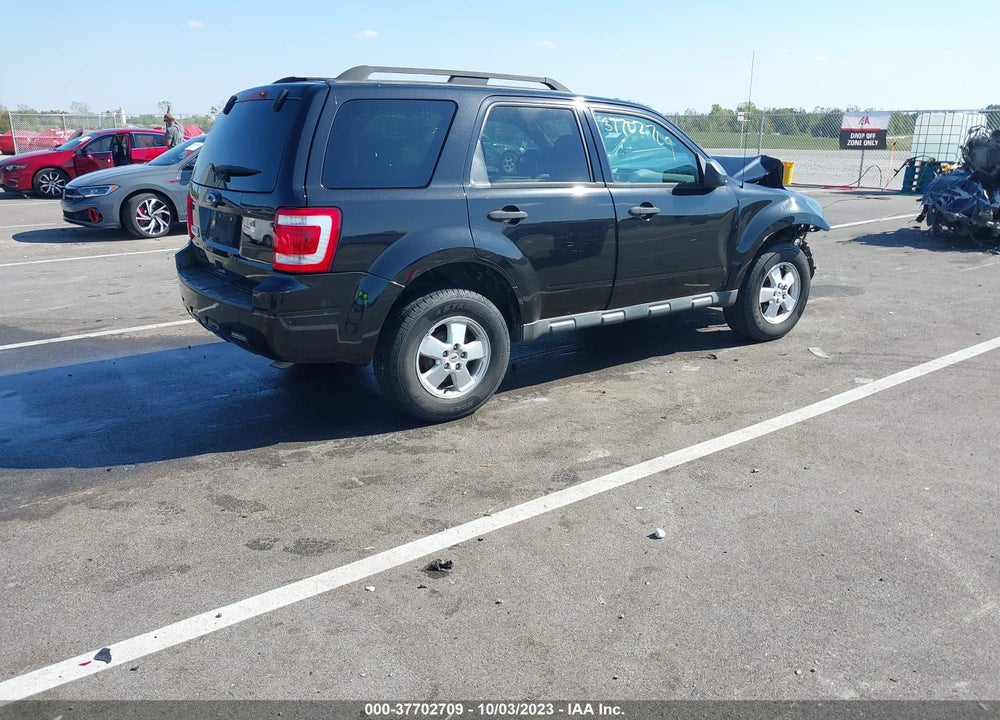 2011 FORD ESCAPE XLT VIN: 1FMCU0D77BKA13517