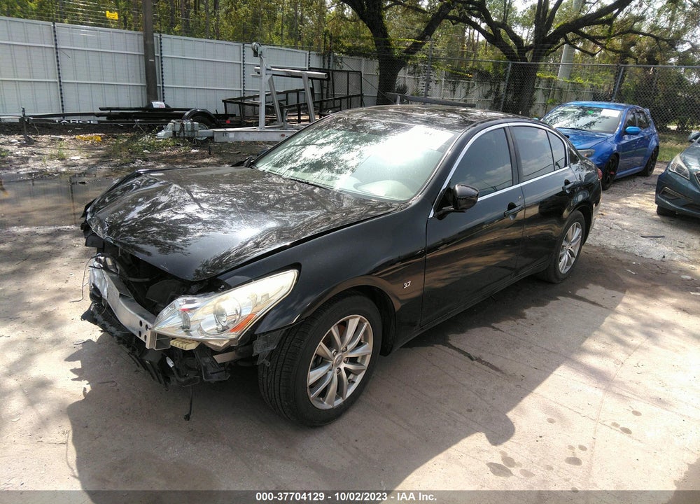 2015 INFINITI Q40 VIN: JN1CV6AP4FM580354