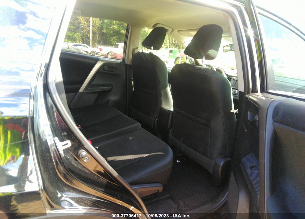 2015 TOYOTA RAV4 LE VIN: 2T3BFREV8FW349282