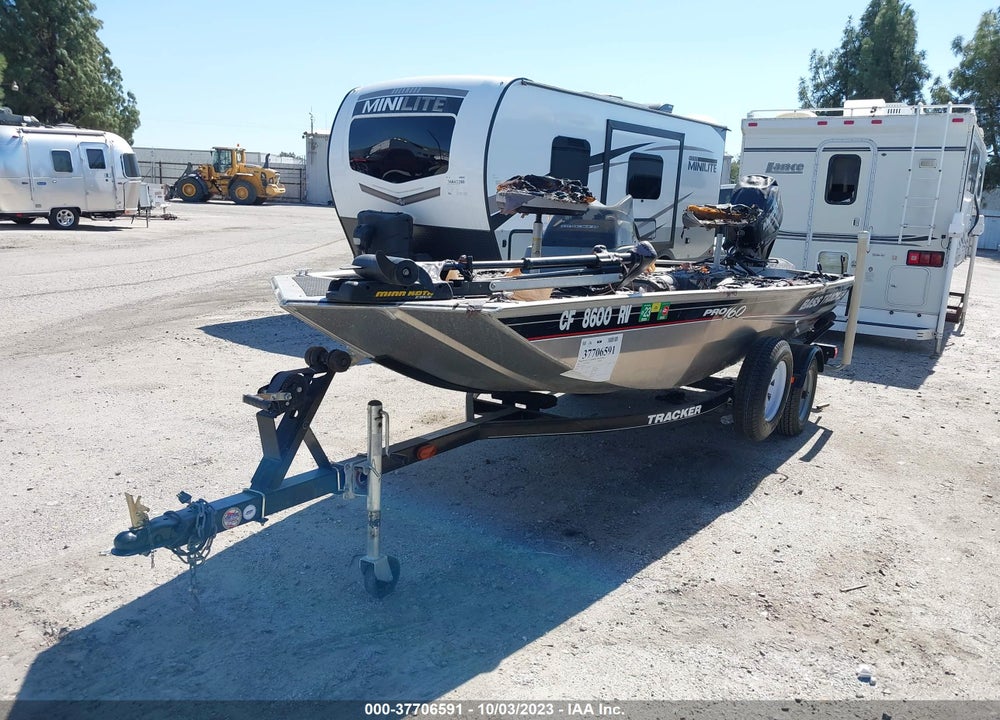 2013 TRACKER OTHER VIN: BUJ12803K213