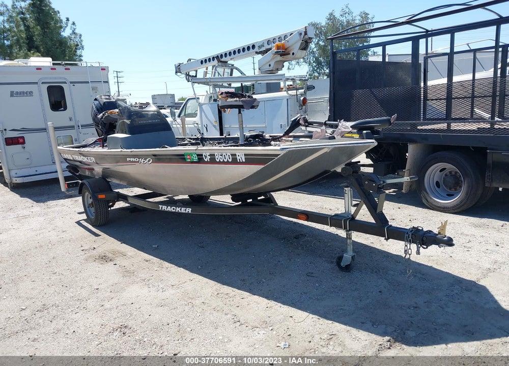 2013 TRACKER OTHER VIN: BUJ12803K213