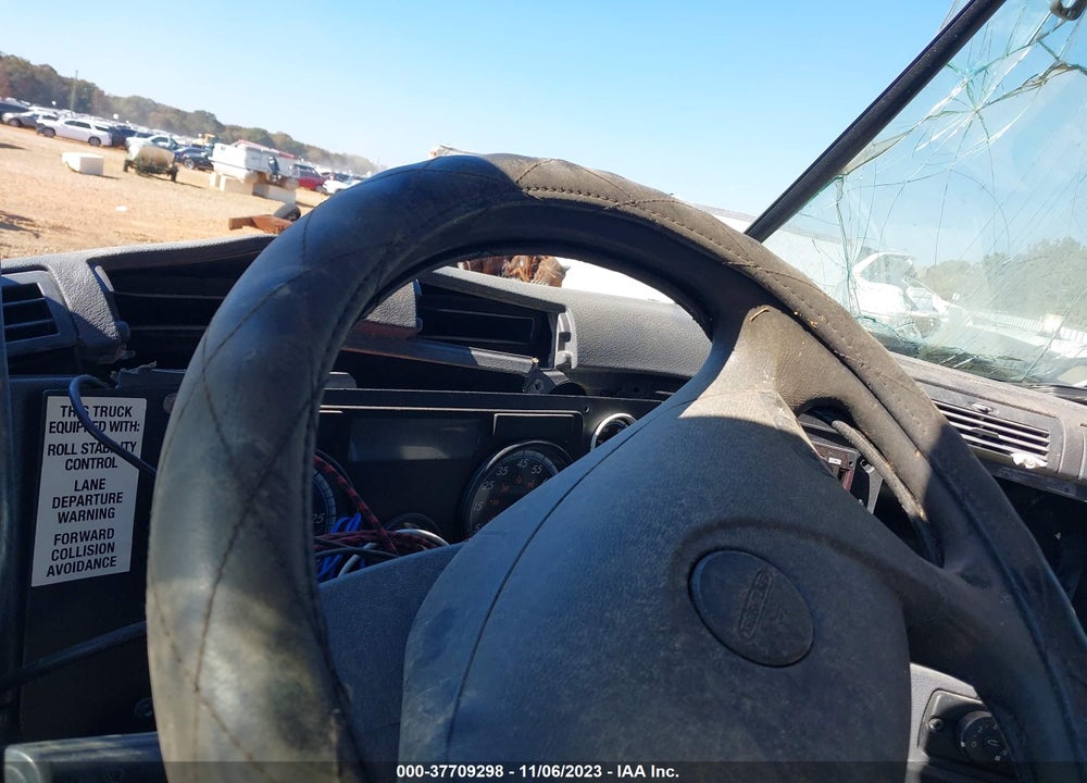 2018 FREIGHTLINER CASCADIA 125 VIN: 3AKJGLDR0JSHR0703