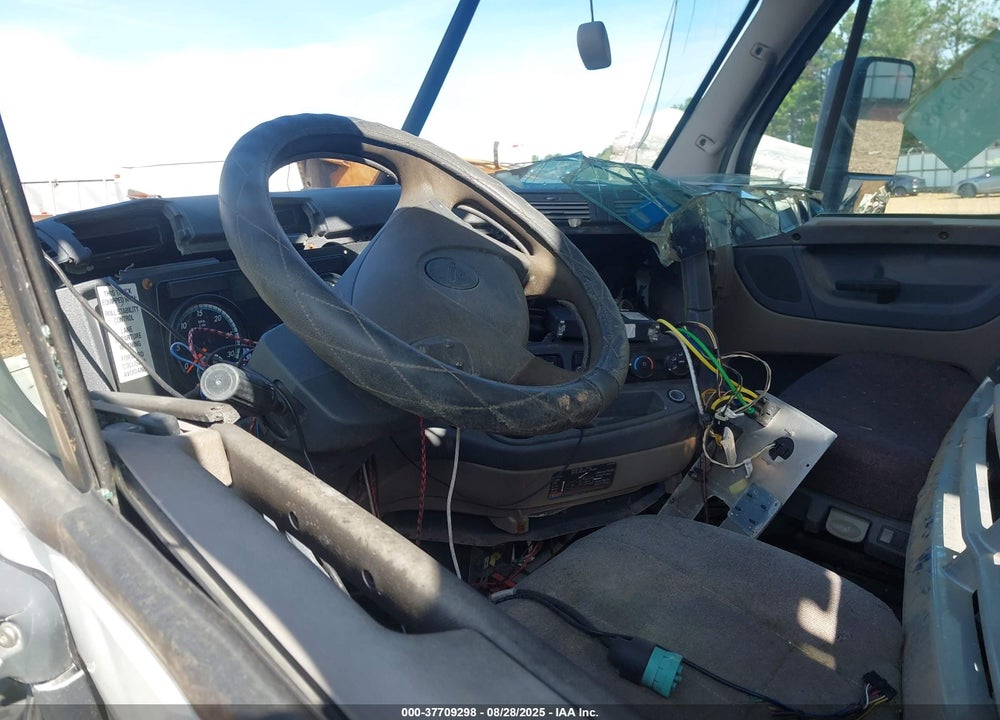 2018 FREIGHTLINER CASCADIA 125 VIN: 3AKJGLDR0JSHR0703