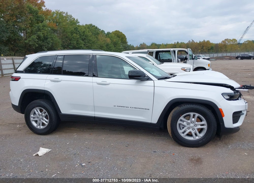 2023 JEEP GRAND CHEROKEE LAREDO 4X2 VIN: 1C4RJGAGXPC663044