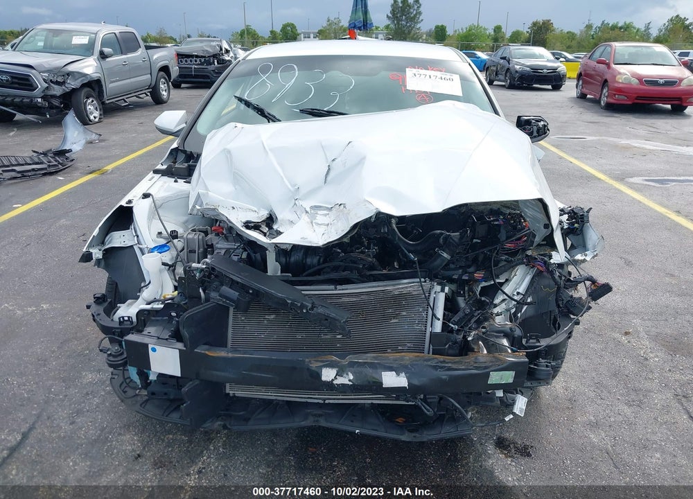 2022 HYUNDAI ELANTRA SEL VIN: 5NPLM4AG0NH058933