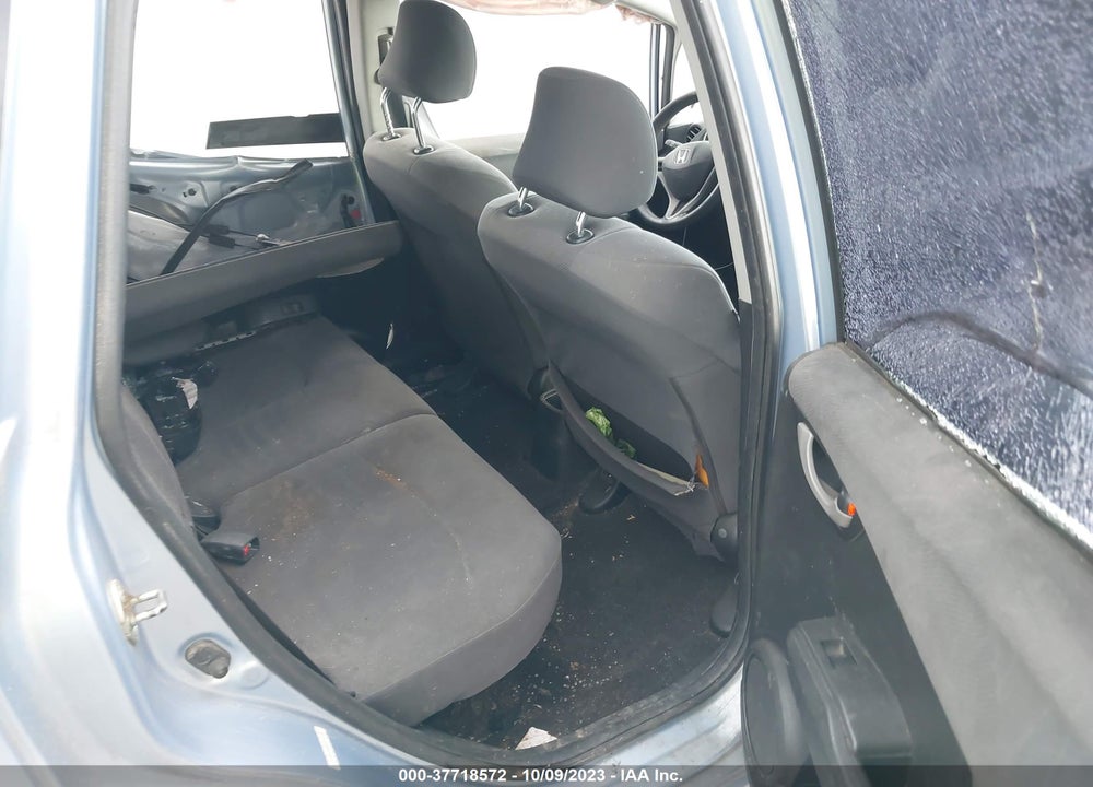 2009 HONDA FIT VIN: JHMGE88269S045352