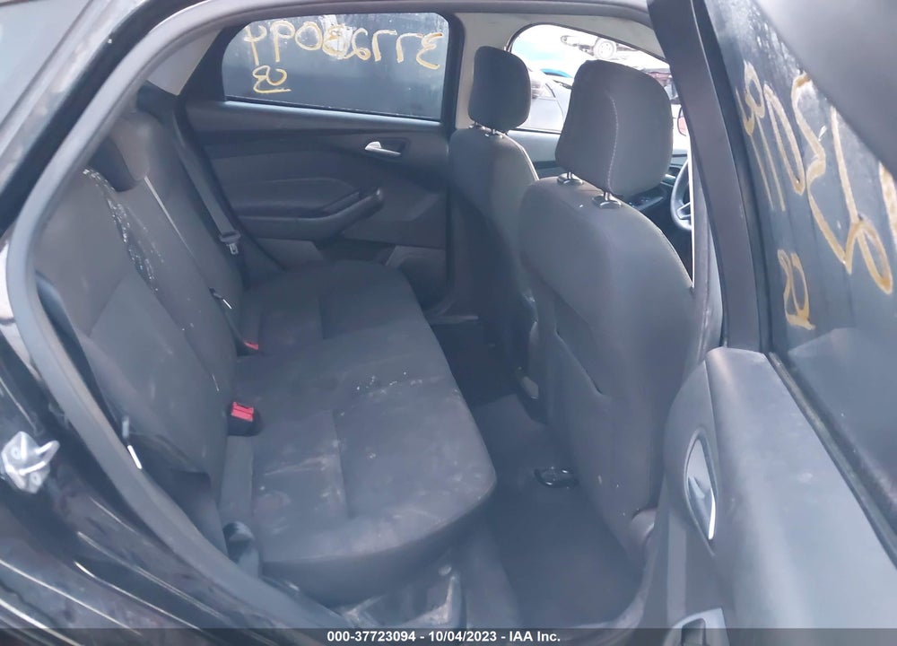 2018 FORD FOCUS VIN: 1FADP3F21JL276796