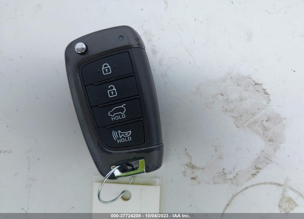 2019 HYUNDAI KONA SE VIN: KM8K12AAXKU233450
