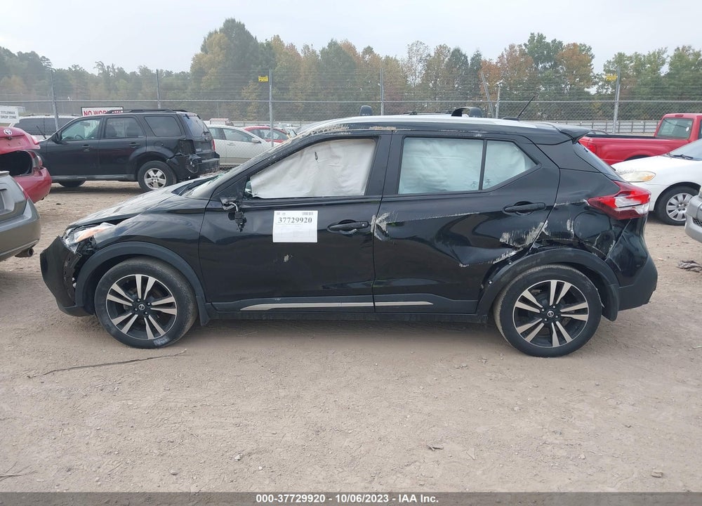 2018 NISSAN KICKS SR VIN: 3N1CP5CU1JL533342