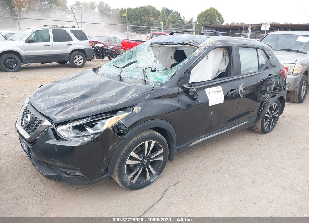 2018 NISSAN KICKS SR VIN: 3N1CP5CU1JL533342