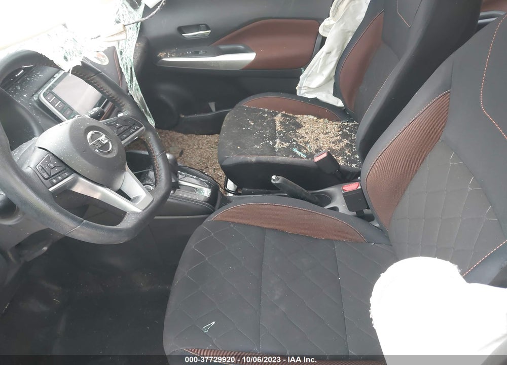 2018 NISSAN KICKS SR VIN: 3N1CP5CU1JL533342
