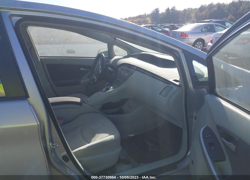 2010 TOYOTA PRIUS III VIN: JTDKN3DU3A0139405
