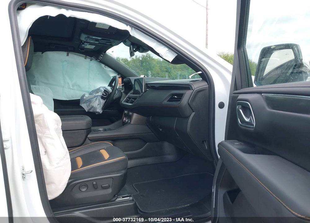 2023 GMC YUKON XL 4WD AT4 VIN: 1GKS2HKL8PR407499
