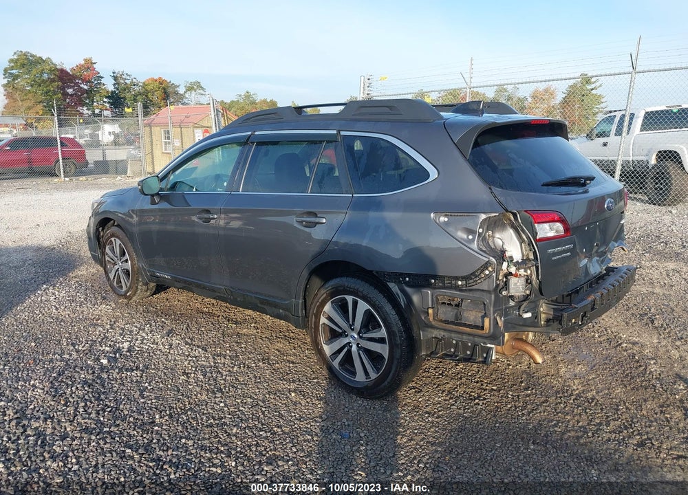 2018 SUBARU OUTBACK 2.5I LIMITED VIN: 4S4BSANC8J3249640