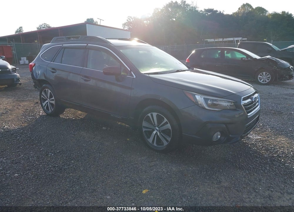 2018 SUBARU OUTBACK 2.5I LIMITED VIN: 4S4BSANC8J3249640