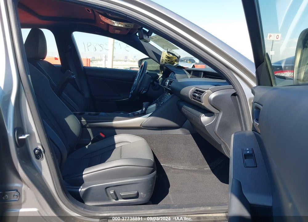 2020 LEXUS IS VIN: JTHG81F2XL5043160