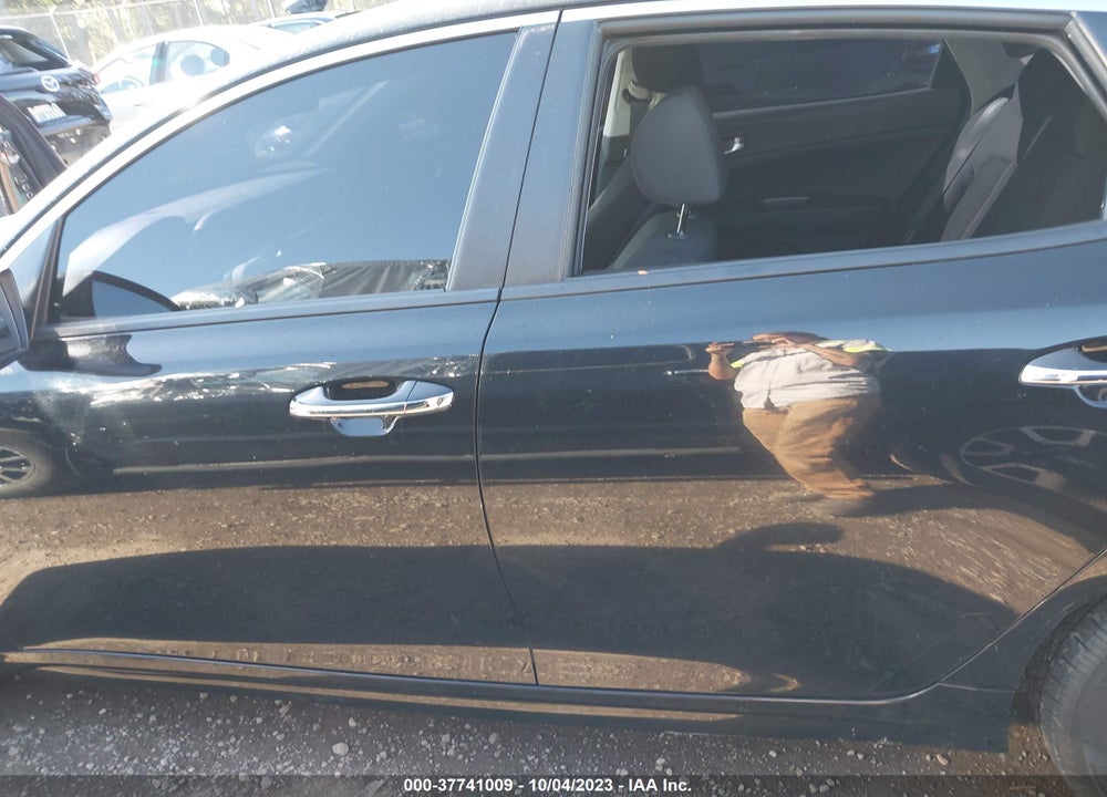 2019 KIA OPTIMA LX VIN: 5XXGT4L35KG296914