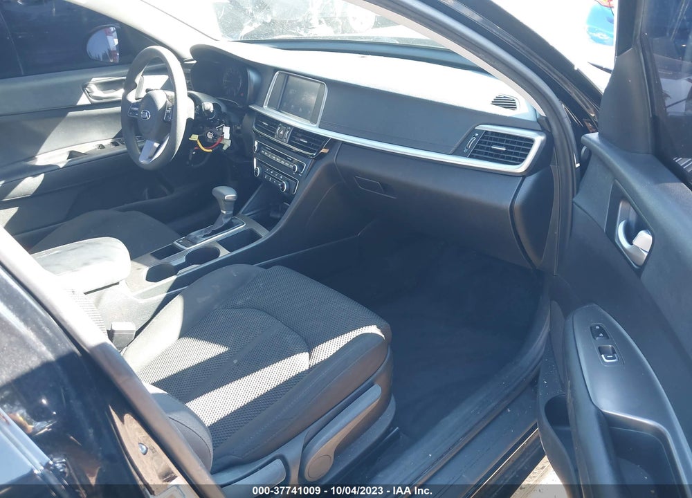 2019 KIA OPTIMA LX VIN: 5XXGT4L35KG296914