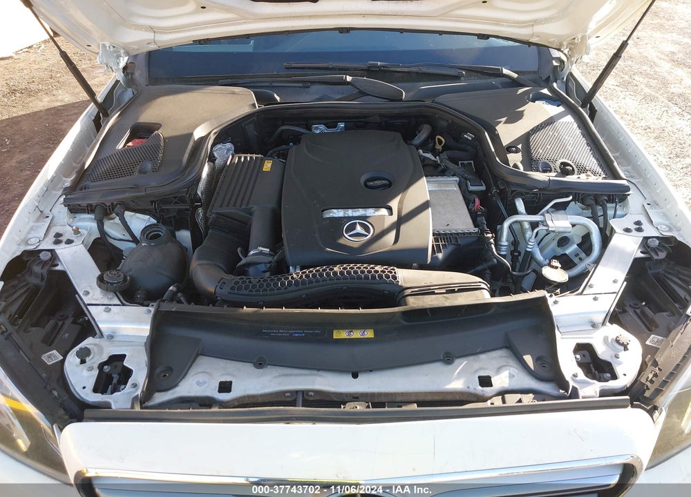 2018 MERCEDES-BENZ E 300 VIN: WDDZF4JB2JA377640