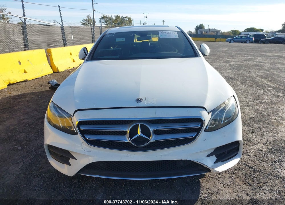 2018 MERCEDES-BENZ E 300 VIN: WDDZF4JB2JA377640