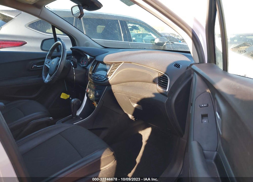 2019 CHEVROLET TRAX LT VIN: 3GNCJLSB6KL224901