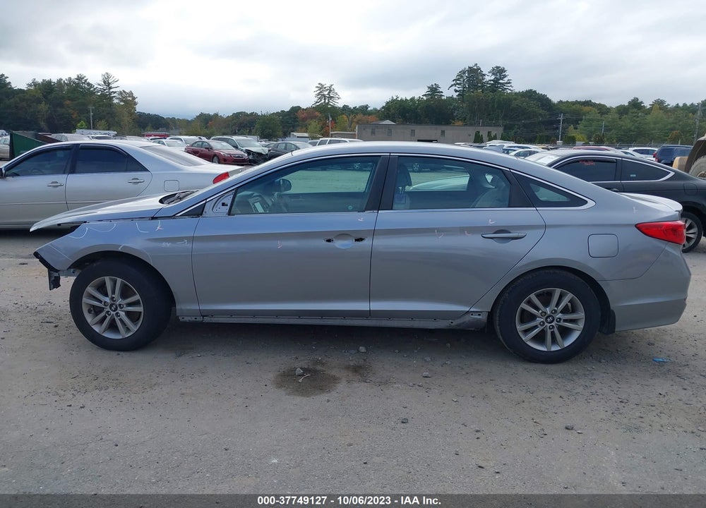 2016 HYUNDAI SONATA SE VIN: 5NPE24AF1GH293902
