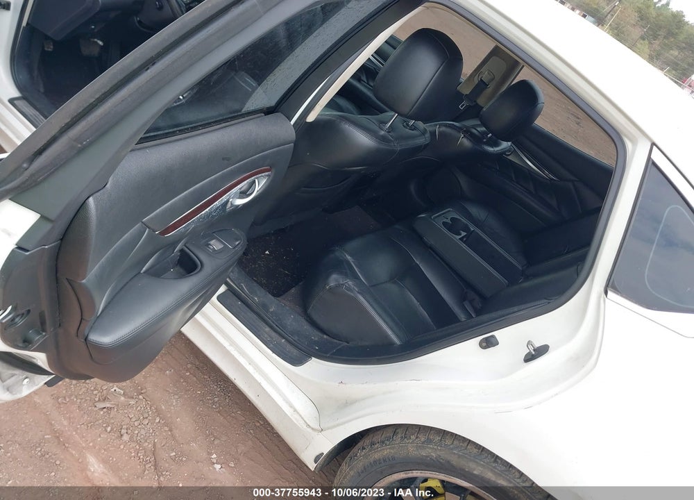 2011 INFINITI M37 VIN: JN1BY1AP0BM326415