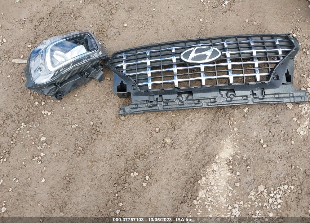 2023 HYUNDAI VENUE VIN: KMHRC8A39PU251555