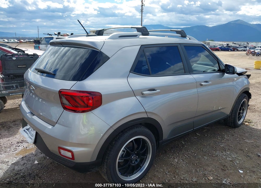 2023 HYUNDAI VENUE VIN: KMHRC8A39PU251555