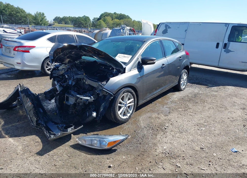 2018 FORD FOCUS SE VIN: 1FADP3K27JL257871
