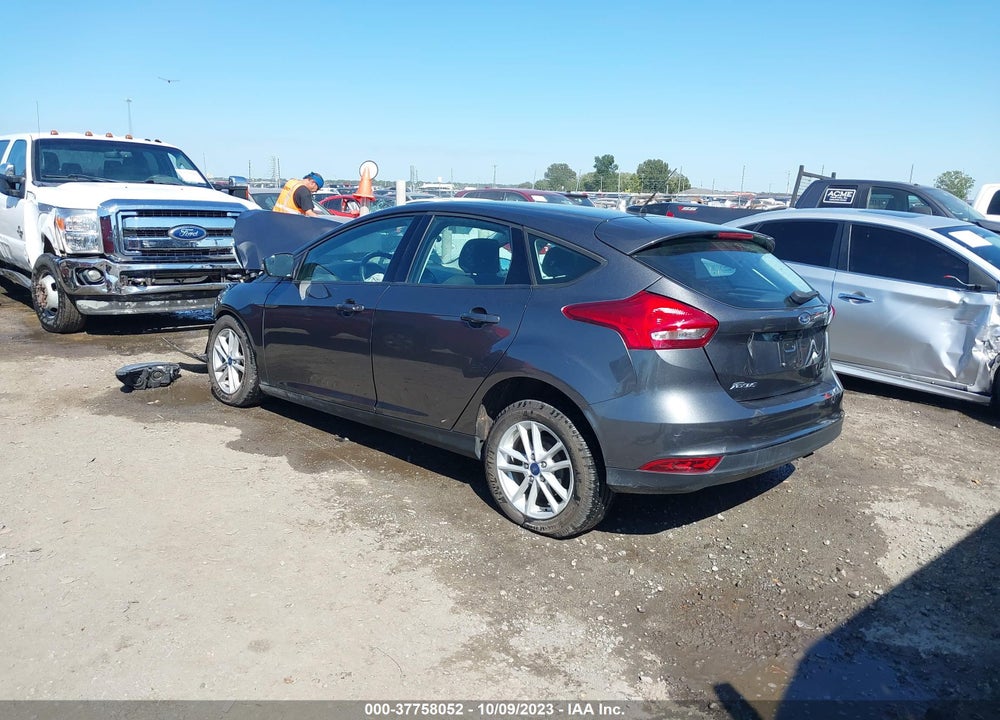 2018 FORD FOCUS SE VIN: 1FADP3K27JL257871