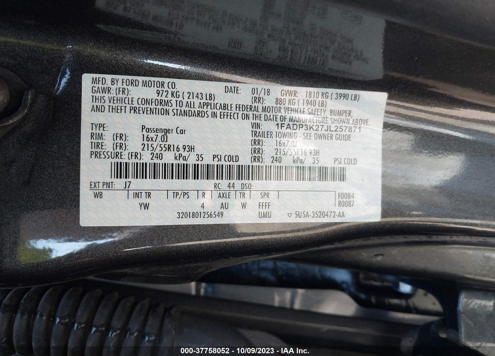 2018 FORD FOCUS SE VIN: 1FADP3K27JL257871