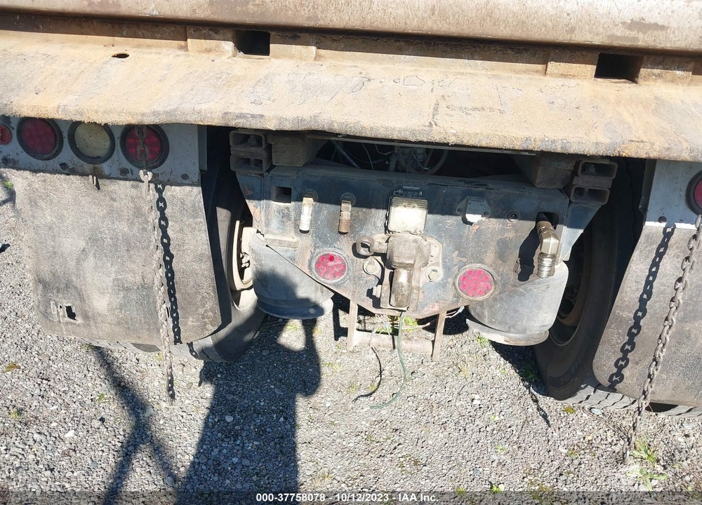 1999 KENWORTH W900 W900 VIN: 1XKWDB9X8XR821819