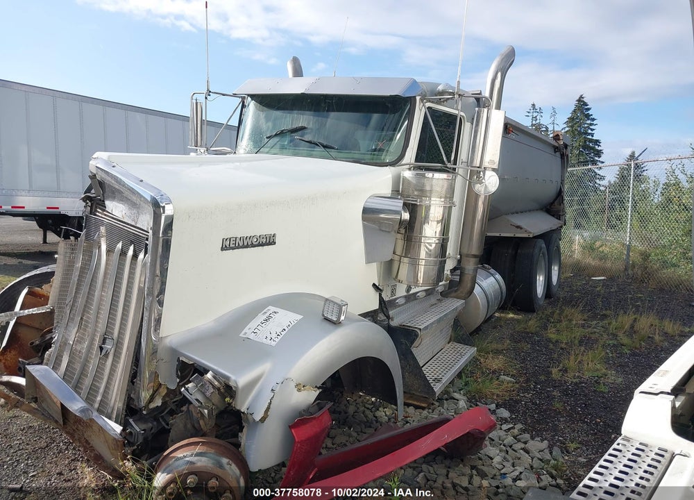1999 KENWORTH W900 W900 VIN: 1XKWDB9X8XR821819