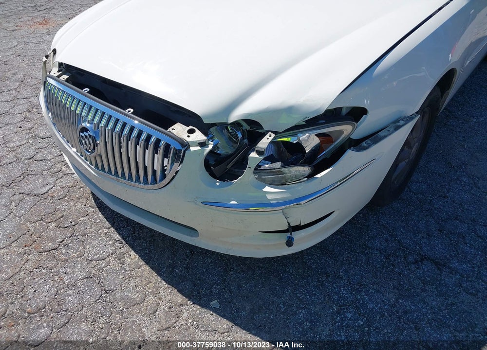2009 BUICK LACROSSE CX VIN: 2G4WC582291127558