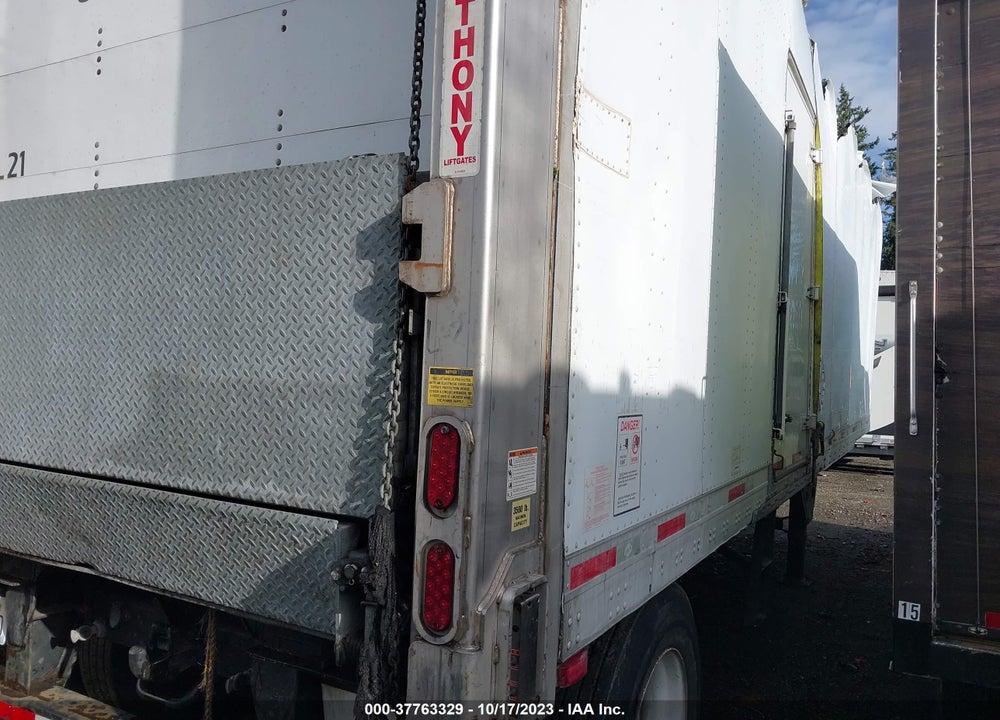 2009 UTILITY TRAILER MFG --- VIN: 1UYVS12809P619809