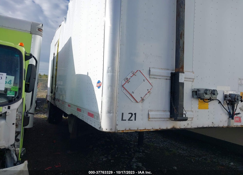 2009 UTILITY TRAILER MFG --- VIN: 1UYVS12809P619809