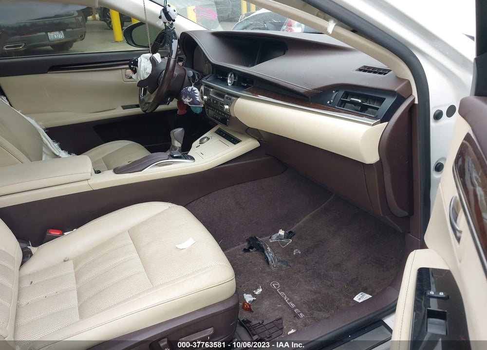 2016 LEXUS ES 350 VIN: JTHBK1GG1G2236391