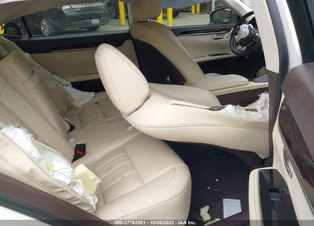 2016 LEXUS ES 350 VIN: JTHBK1GG1G2236391