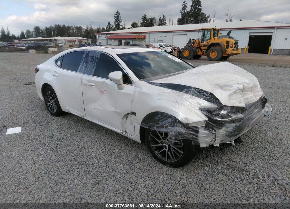 2016 LEXUS ES 350 VIN: JTHBK1GG1G2236391